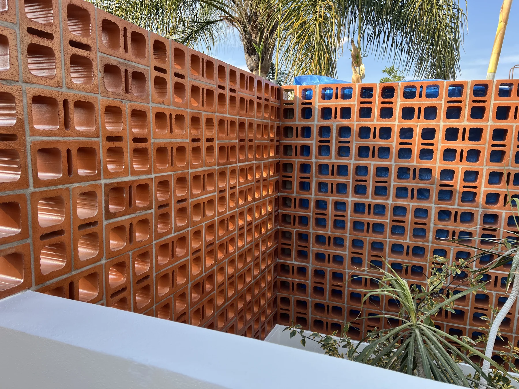 Casa Eucaliptos 108 — celosía
